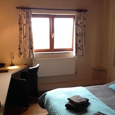 B&B Bekersveld Vlezenbeek ภายนอก รูปภาพ
